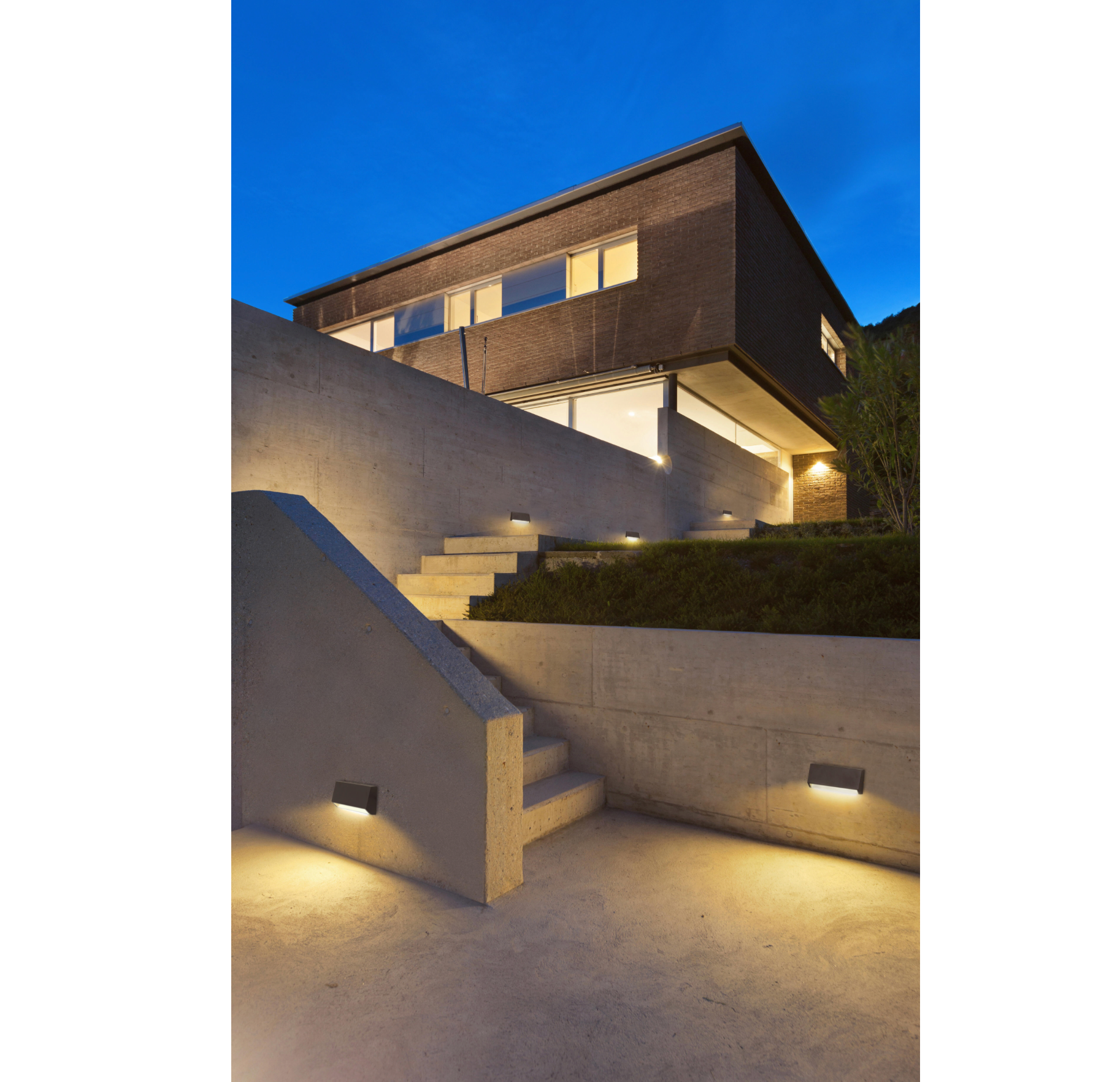 GROVE outdoor LED wall light – 10 × 3.3 × 6 cm