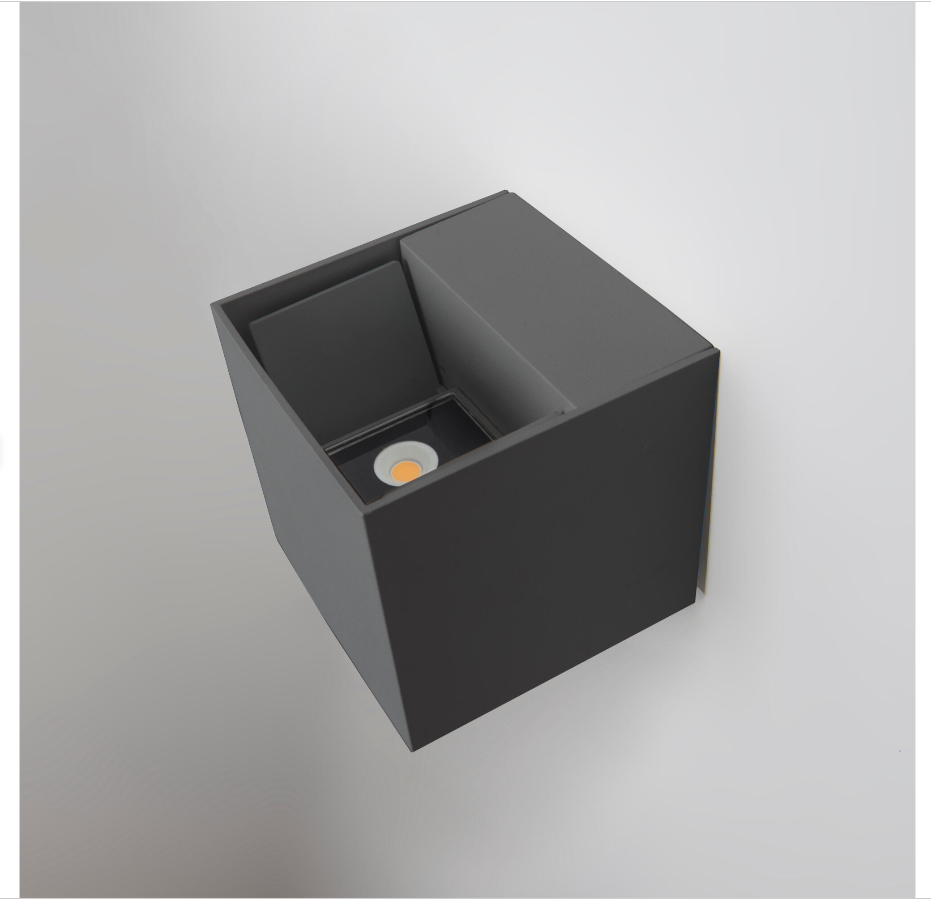 LED-Außenwandleuchte AXIS – 7,1 W – 16 × 6,5 × 4,5 cm