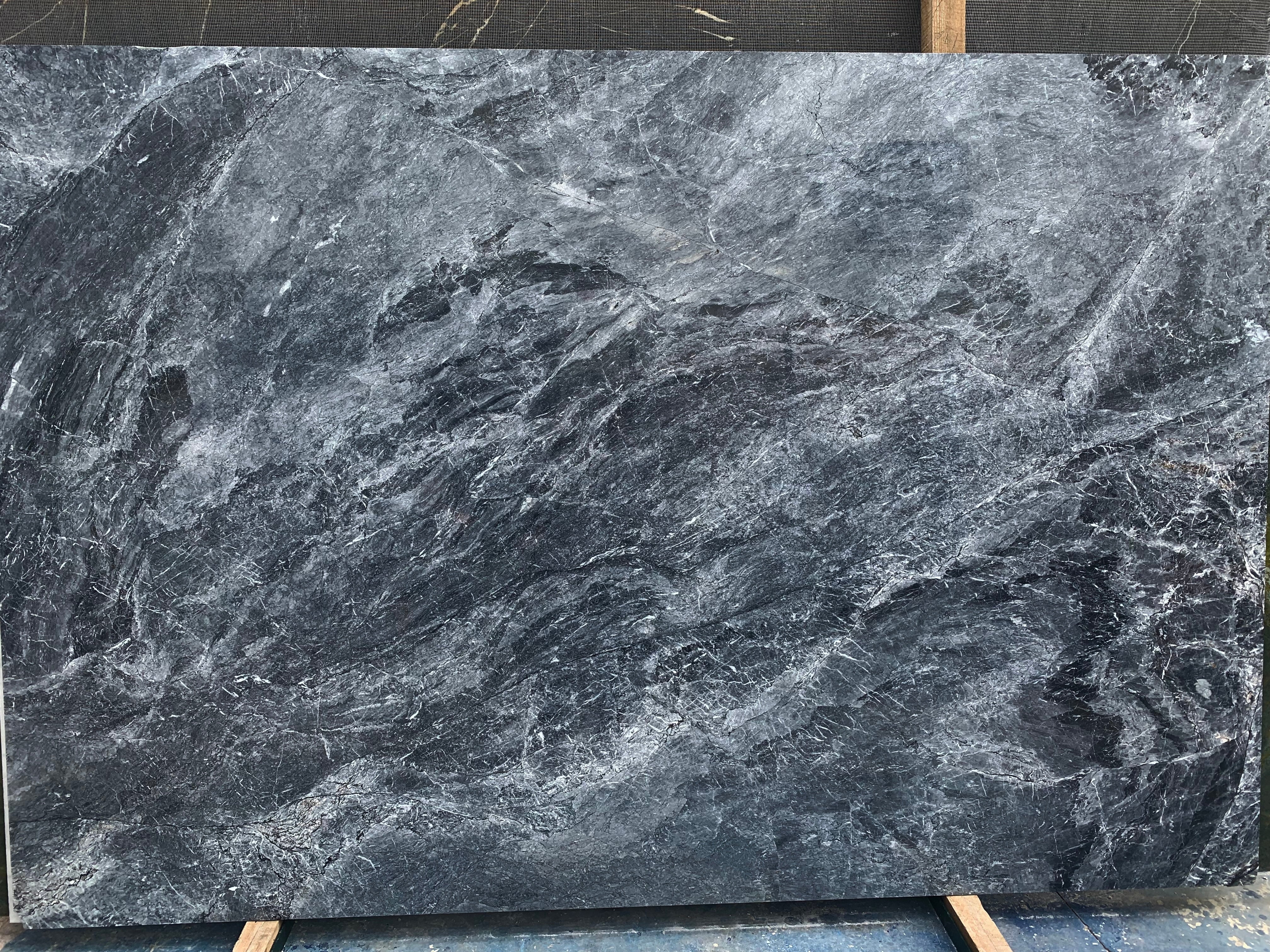 Iris Marble – Polished / Honed Finish – Natural Stone Slab - 145€/m²