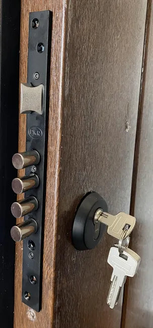 Metal Rustica entrance door – PVC Nogal – 80 cm – left-hand opening