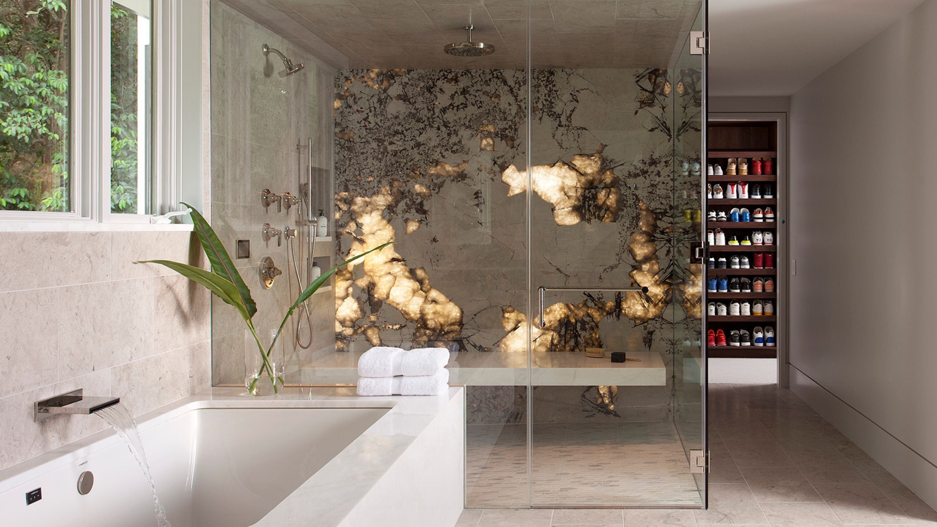 Flush shower: design, installation, and benefits for a modern bathroom