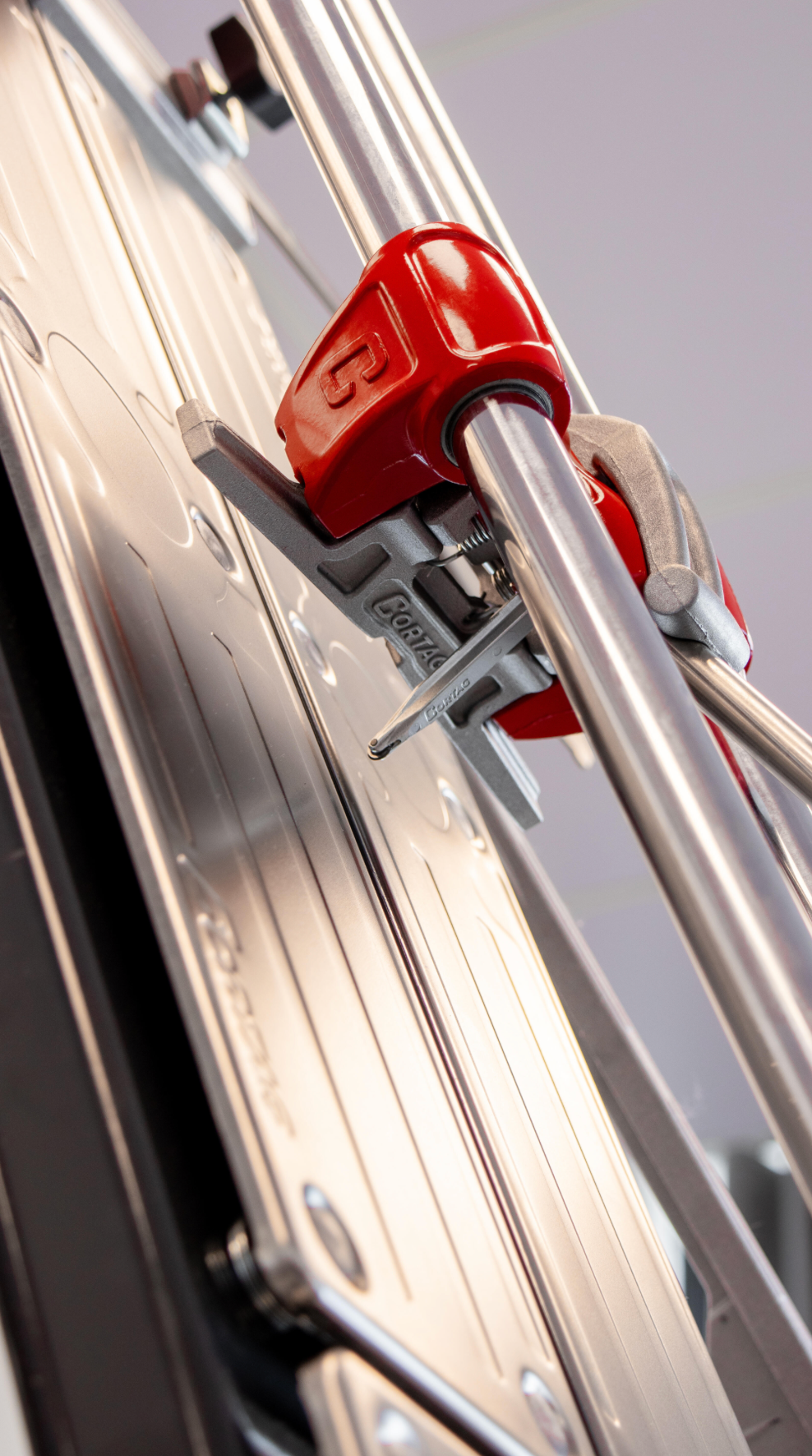 Cortag Mega manual tile cutting machine – 1,250 mm cutting length – Model 25070310