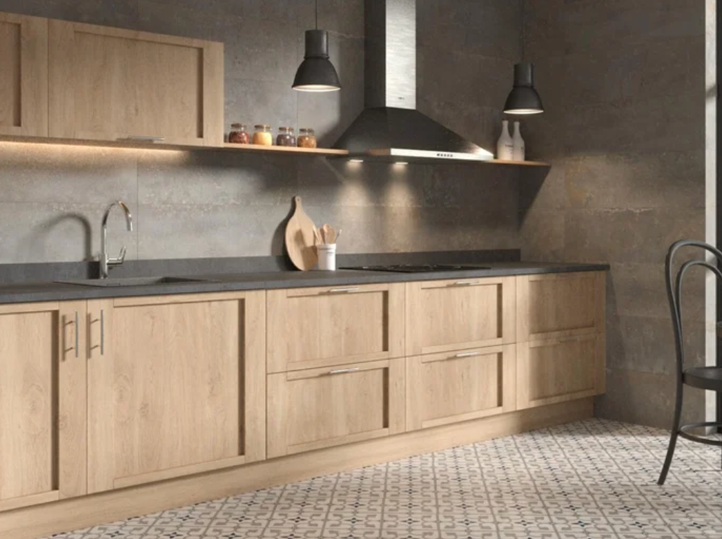 Bavarian kitchen – natural oak, 260 m kitchen length