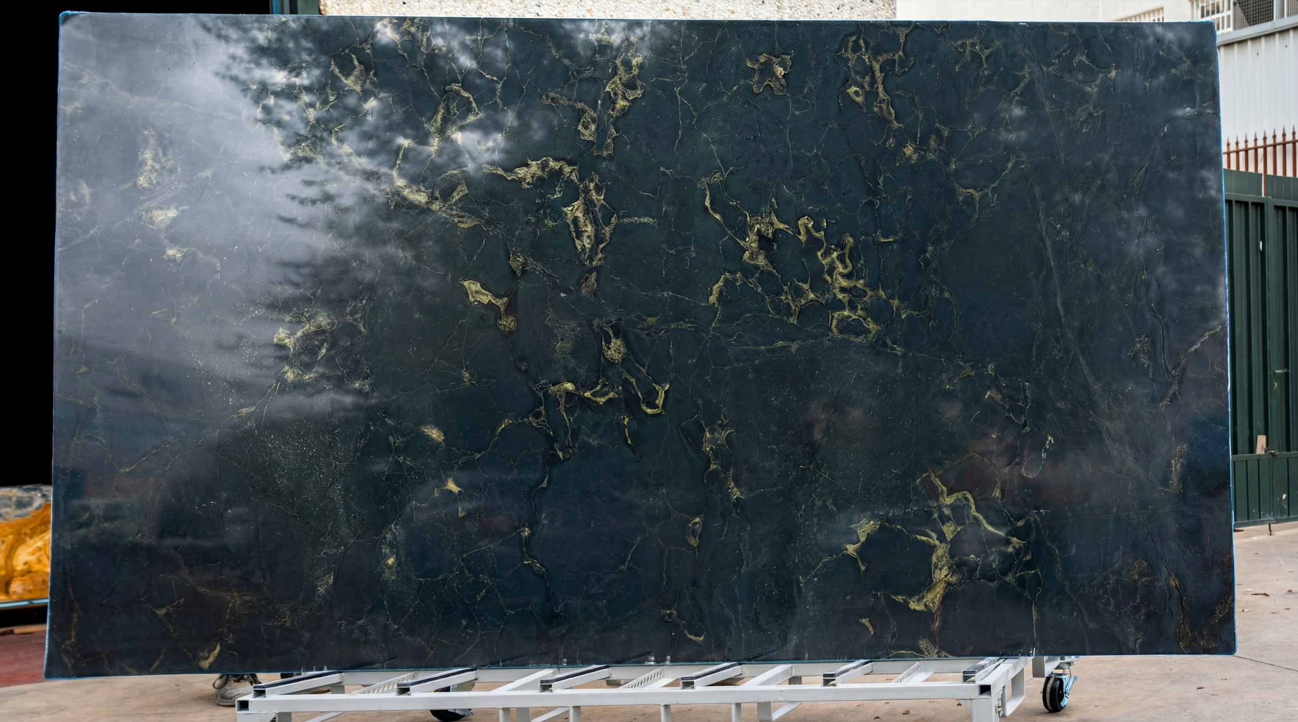 Golden Green Quartzite – Polished Slab