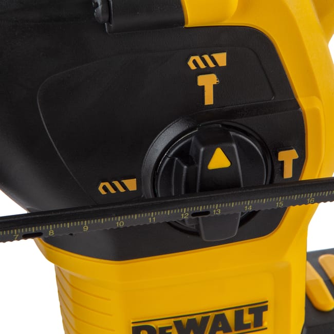 DeWalt D25333K 950W SDS-Plus Combi Hammer – 3.5J Impact Energy