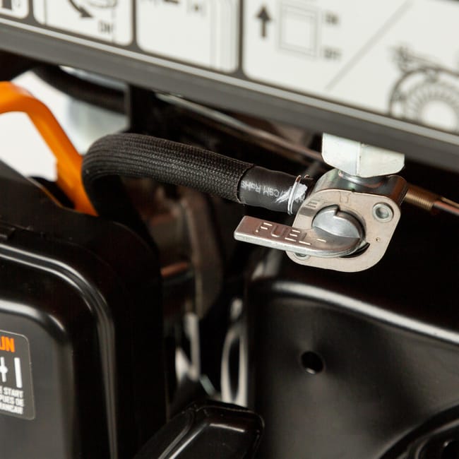 Genergy Turbo 3300E Gasoline Generator – 3300W